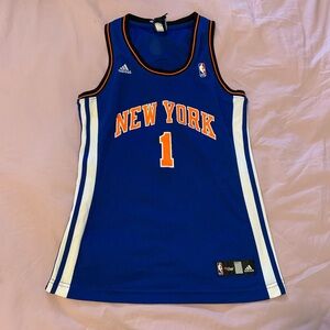 Women’s Medium NY Knicks Jersey